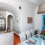 Casa 2 * كاستياداس